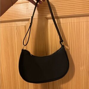 Elegant Black Shoulder Bag